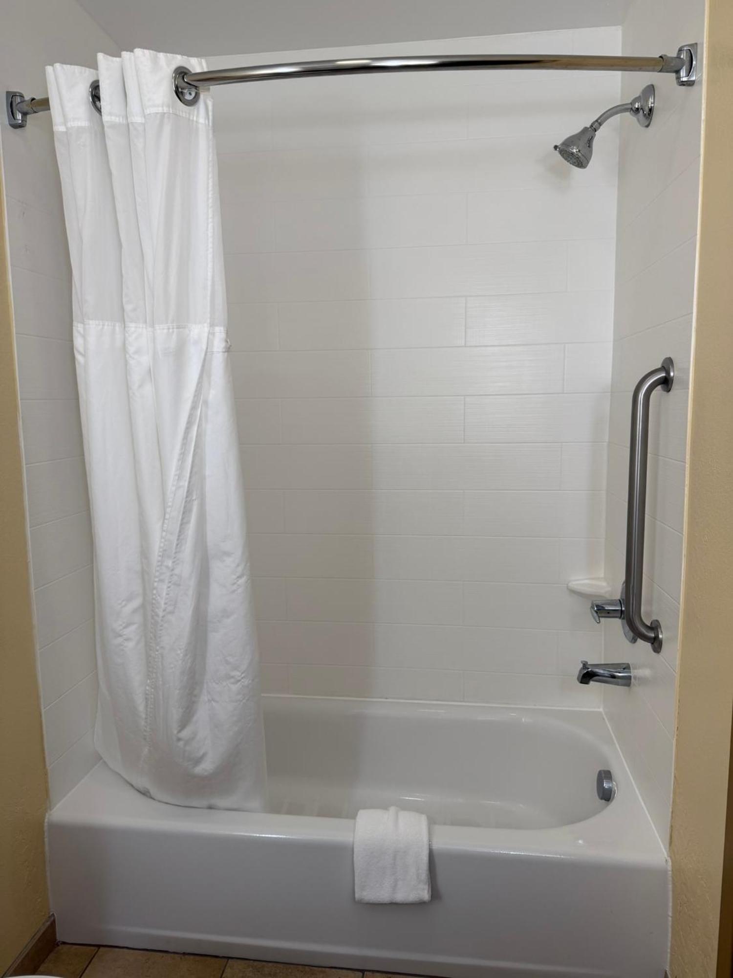Holiday Inn Titusville/Kennedy Space Center By Ihg Esterno foto